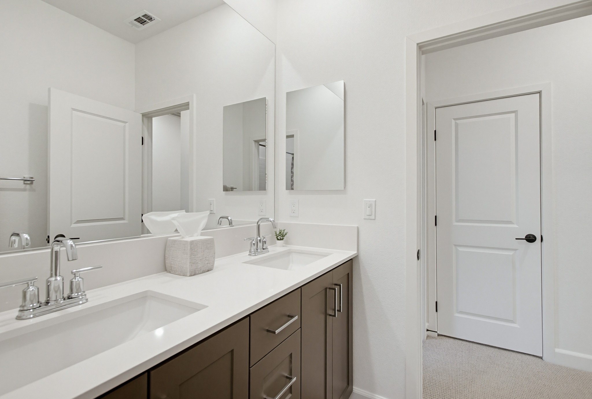Virtual tour photo 42 of 75 for 797 Mateo St #1