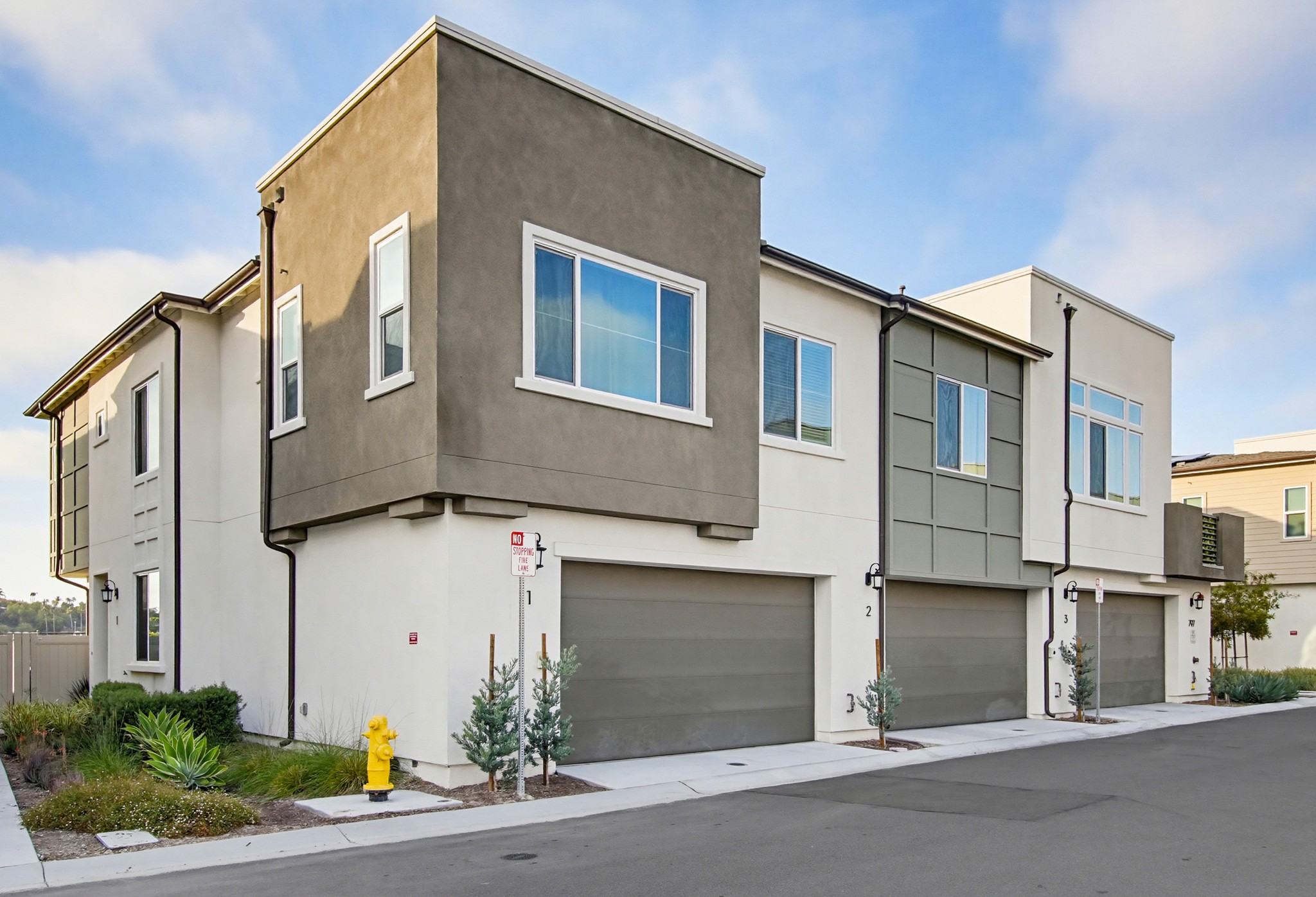 Virtual tour photo 55 of 75 for 797 Mateo St #1