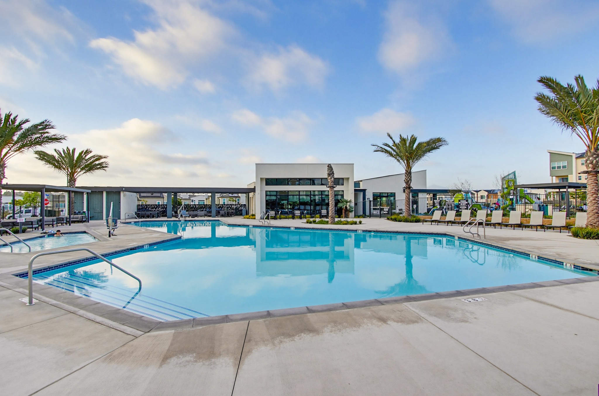 Virtual tour photo 72 of 75 for 797 Mateo St #1