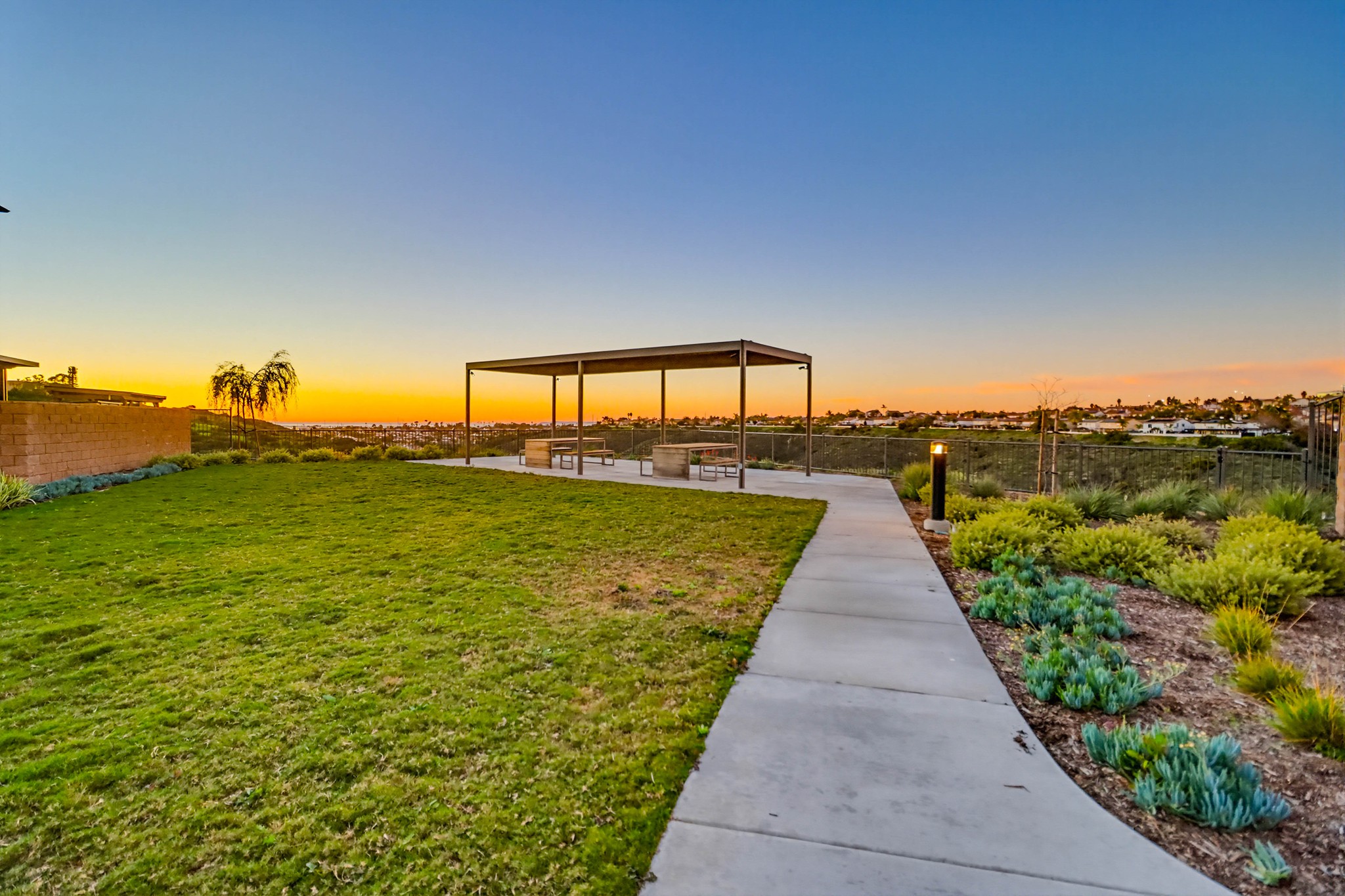 Virtual tour photo 84 of 84 for 797 Mateo St #1