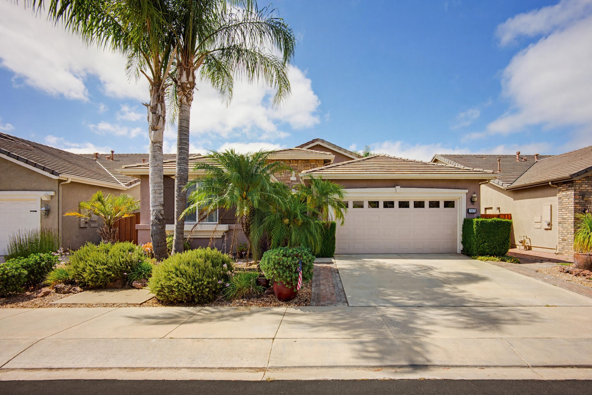 Virtual tour photo 3 of 71 for 7975 Bogey Ave
