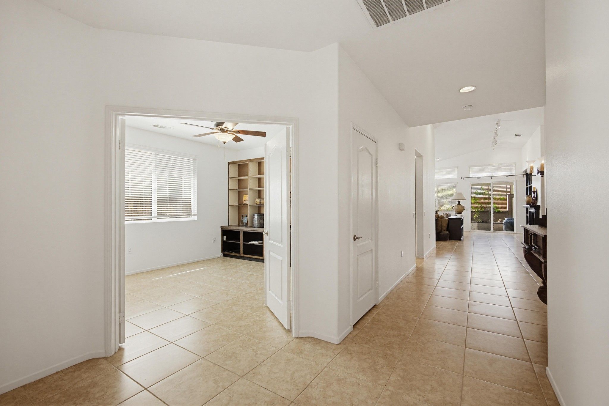 Virtual tour photo 9 of 71 for 7975 Bogey Ave