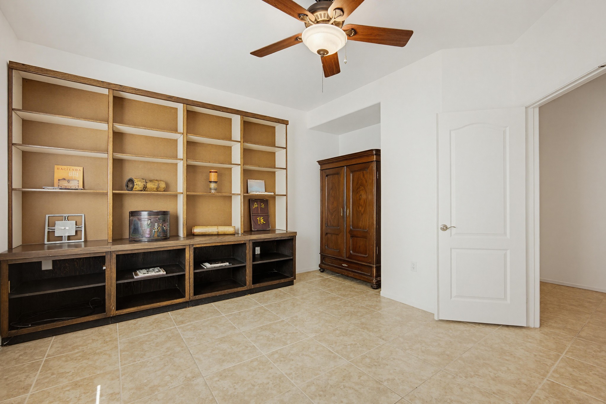 Virtual tour photo 11 of 71 for 7975 Bogey Ave