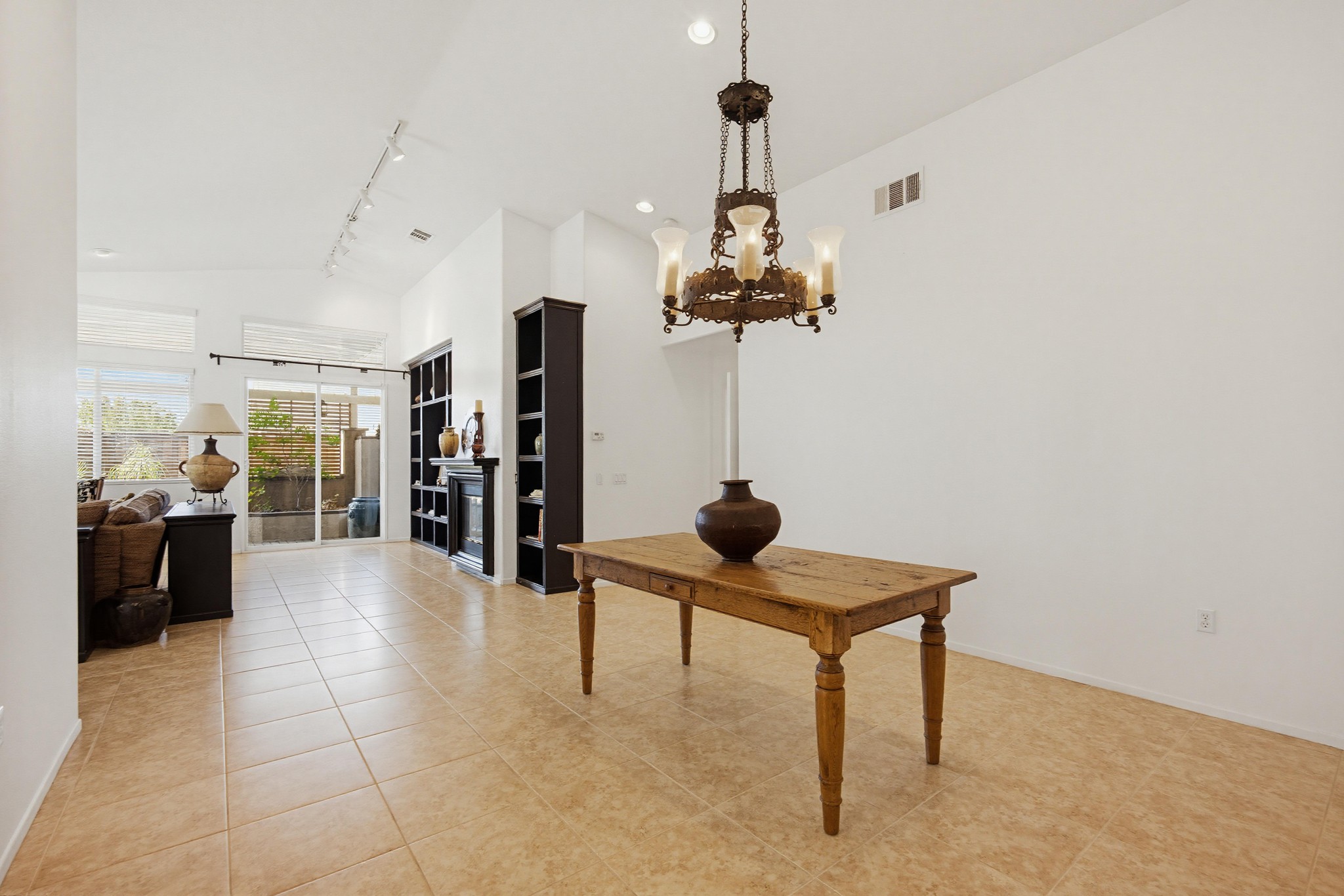 Virtual tour photo 21 of 71 for 7975 Bogey Ave