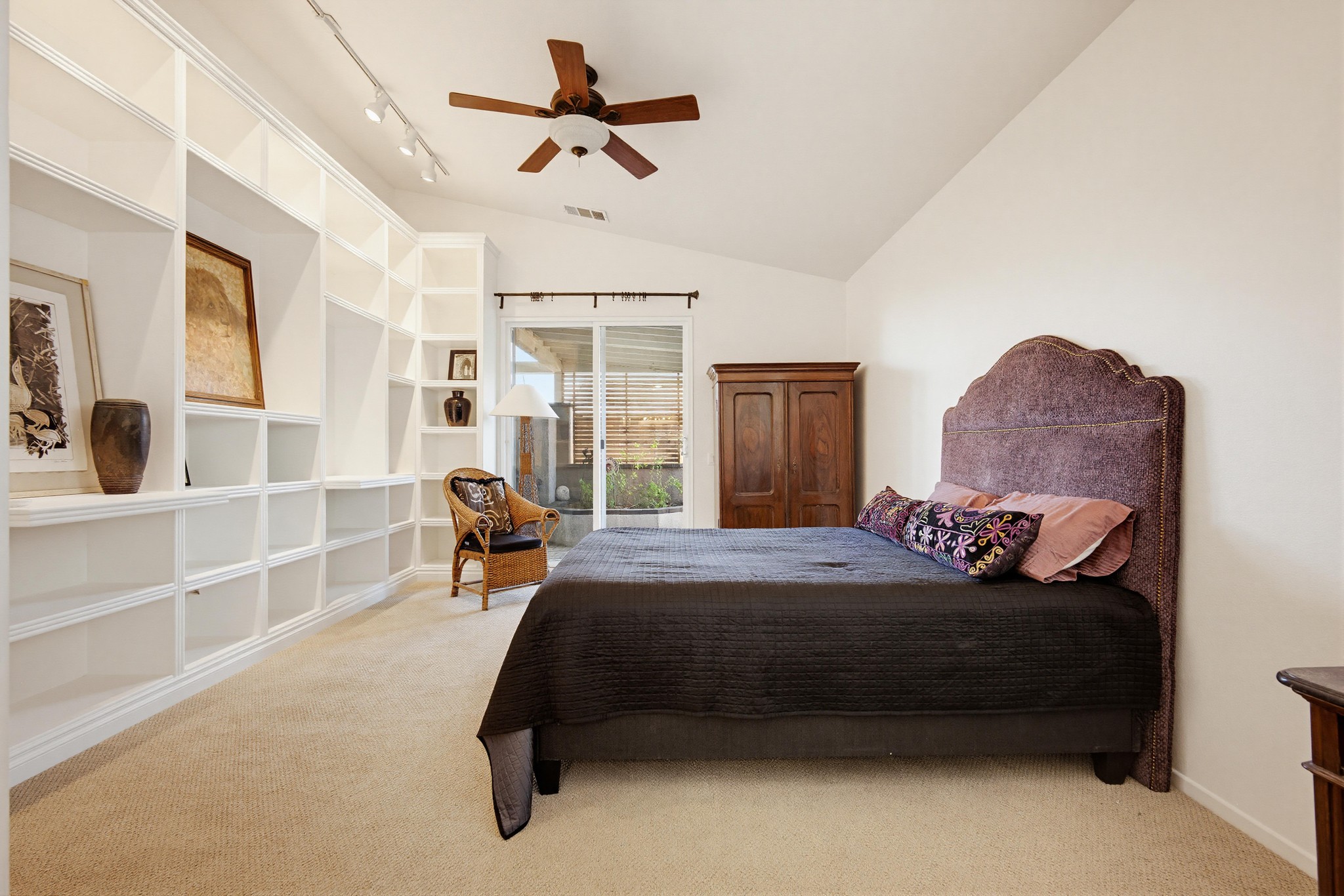 Virtual tour photo 29 of 71 for 7975 Bogey Ave
