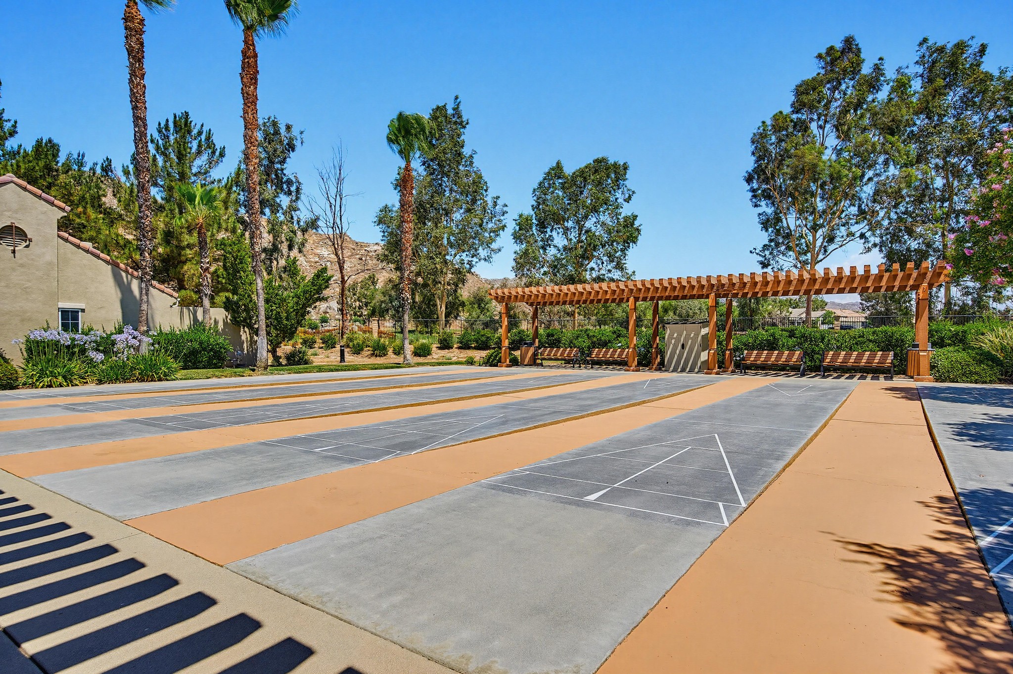 Virtual tour photo 70 of 71 for 7975 Bogey Ave