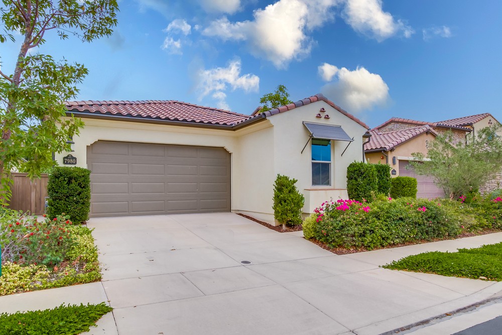 Virtual tour photo 4 of 51 for 7980 Auberge Cir
