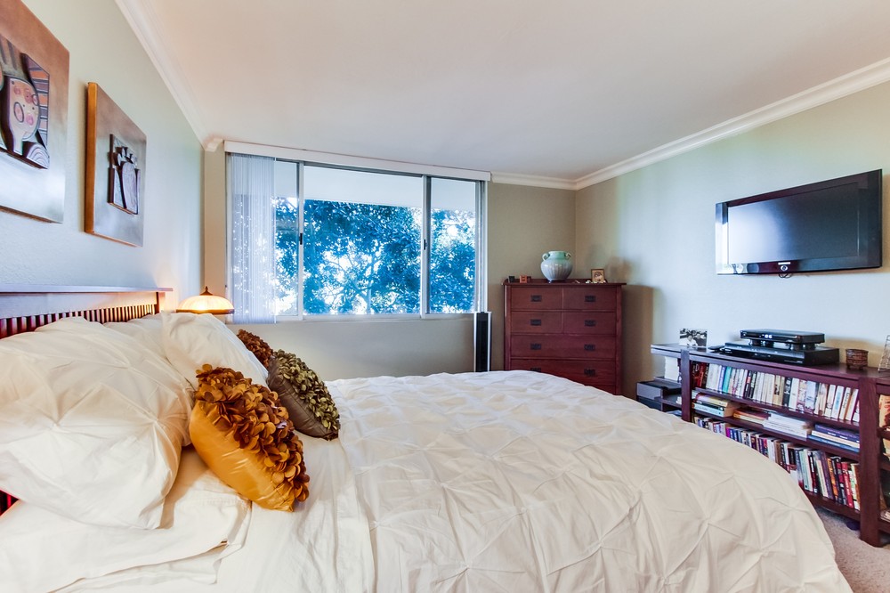 Virtual tour photo 16 of 41 for 3634 7th Avenue #4D
