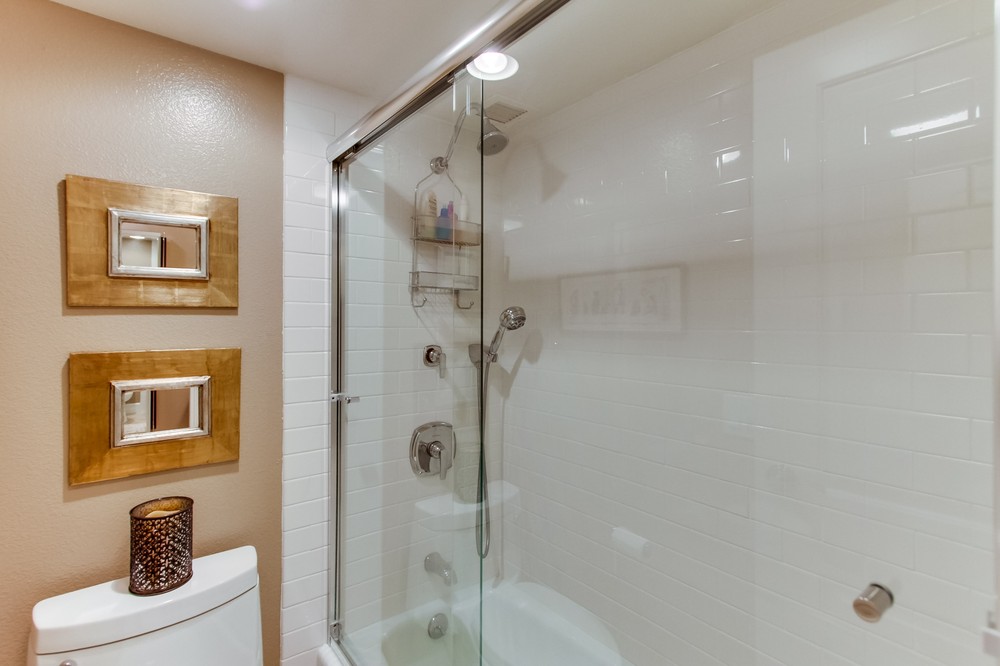 Virtual tour photo 18 of 41 for 3634 7th Avenue #4D