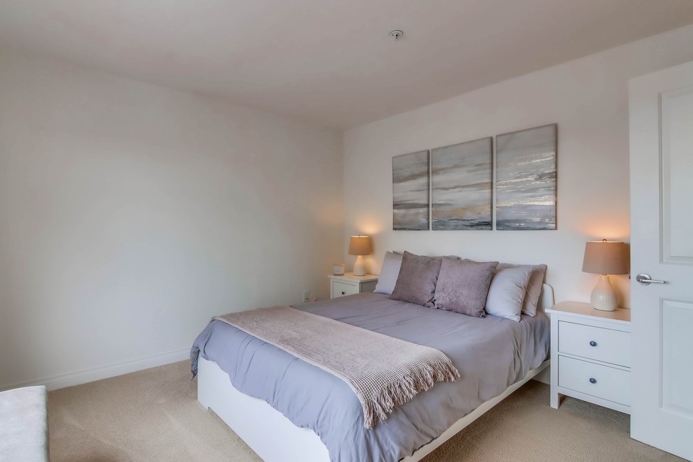 Virtual tour photo 24 of 40 for 8 W F St