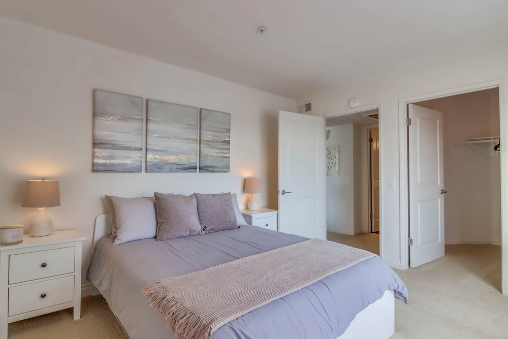 Virtual tour photo 26 of 40 for 8 W F St