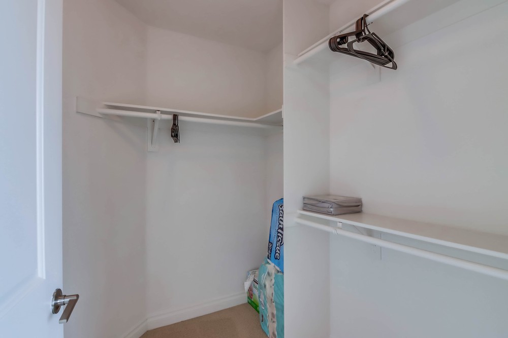 Virtual tour photo 28 of 40 for 8 W F St
