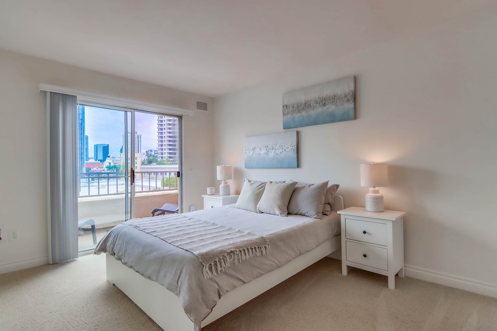 Virtual tour photo 31 of 40 for 8 W F St