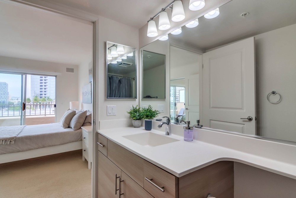 Virtual tour photo 37 of 40 for 8 W F St