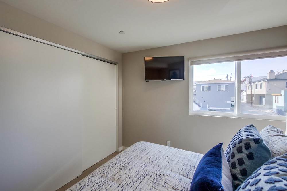 Virtual tour photo 36 of 44 for 800 Ostend Ct