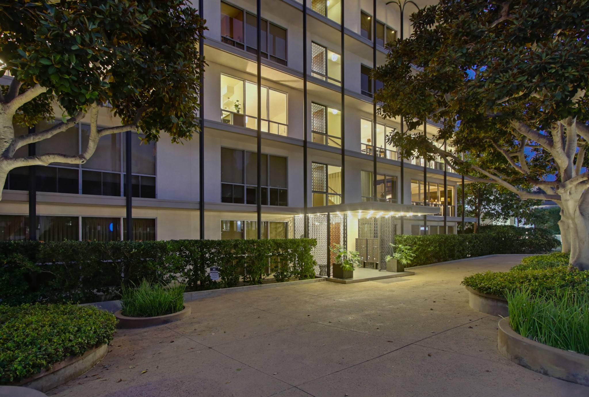 Virtual tour photo 46 of 102 for 800 Prospect St Unit 3C
