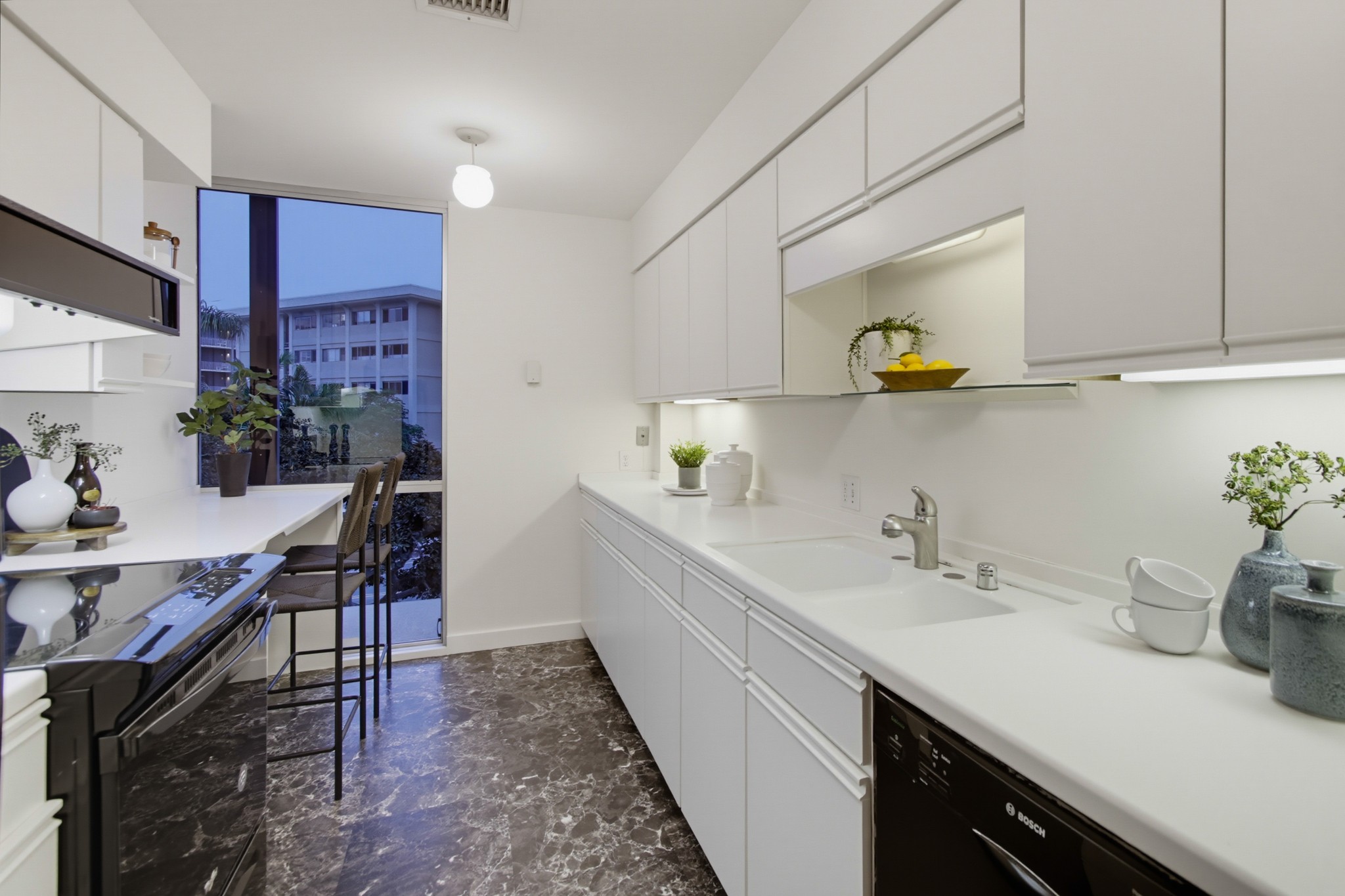 Virtual tour photo 61 of 102 for 800 Prospect St Unit 3C