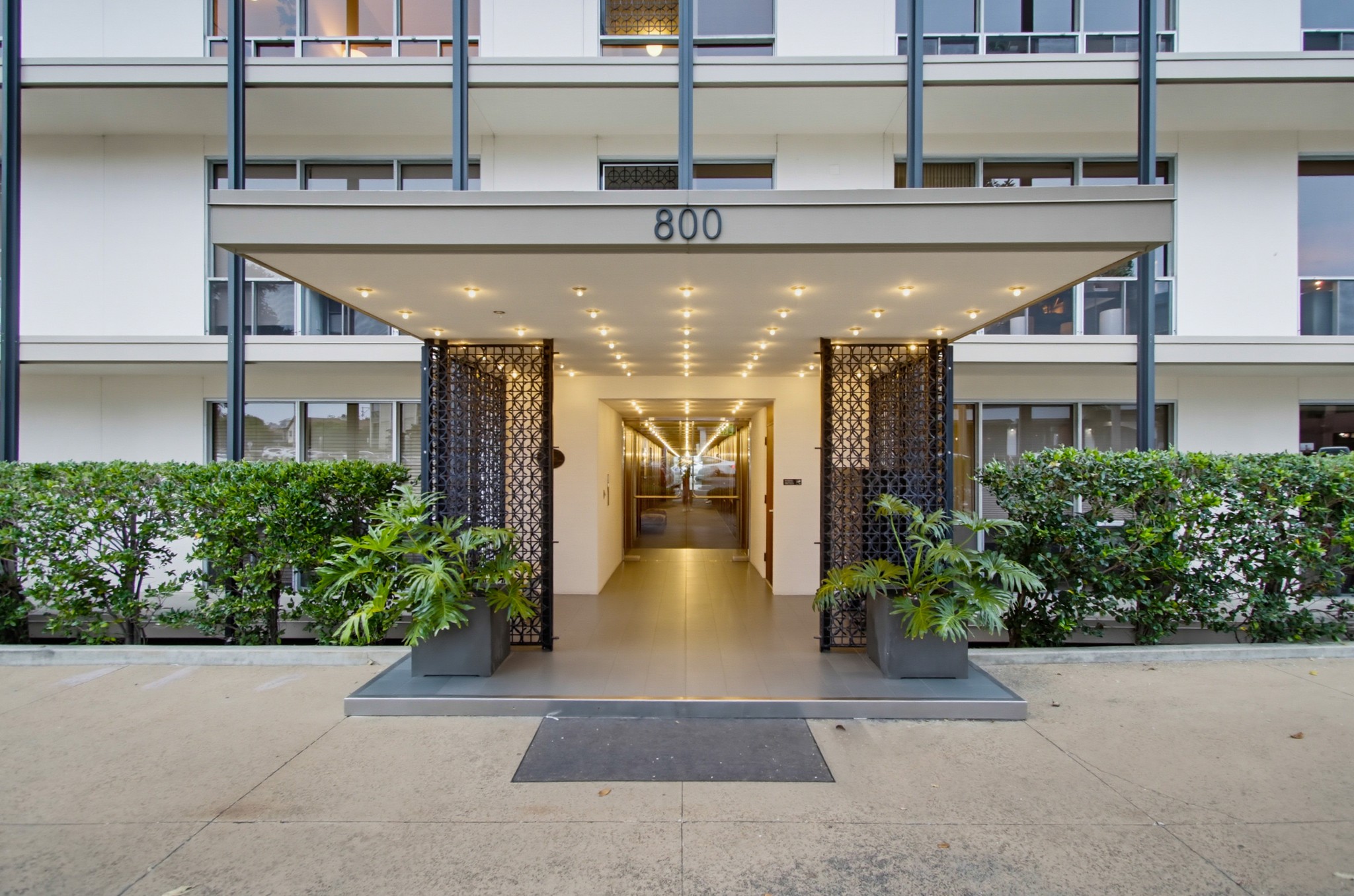 Virtual tour photo 84 of 102 for 800 Prospect St Unit 3C