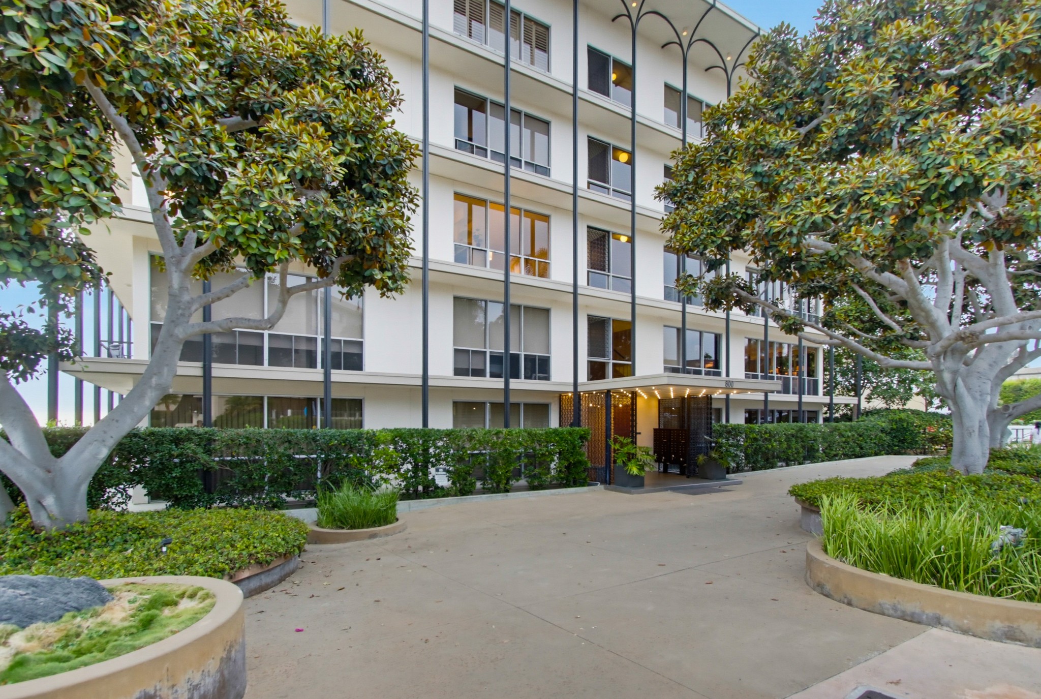 Virtual tour photo 85 of 102 for 800 Prospect St Unit 3C