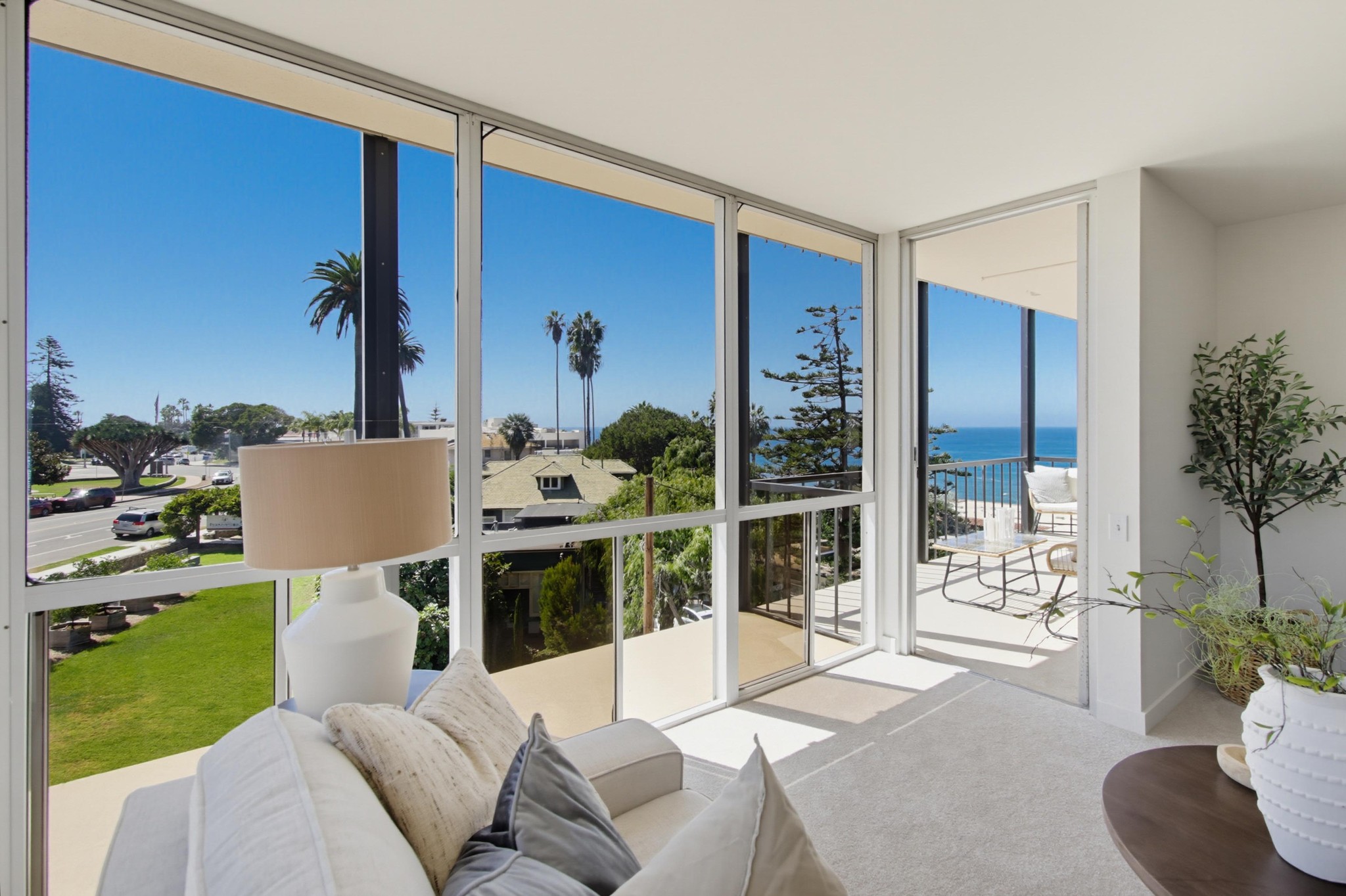 Virtual tour photo 97 of 102 for 800 Prospect St Unit 3C