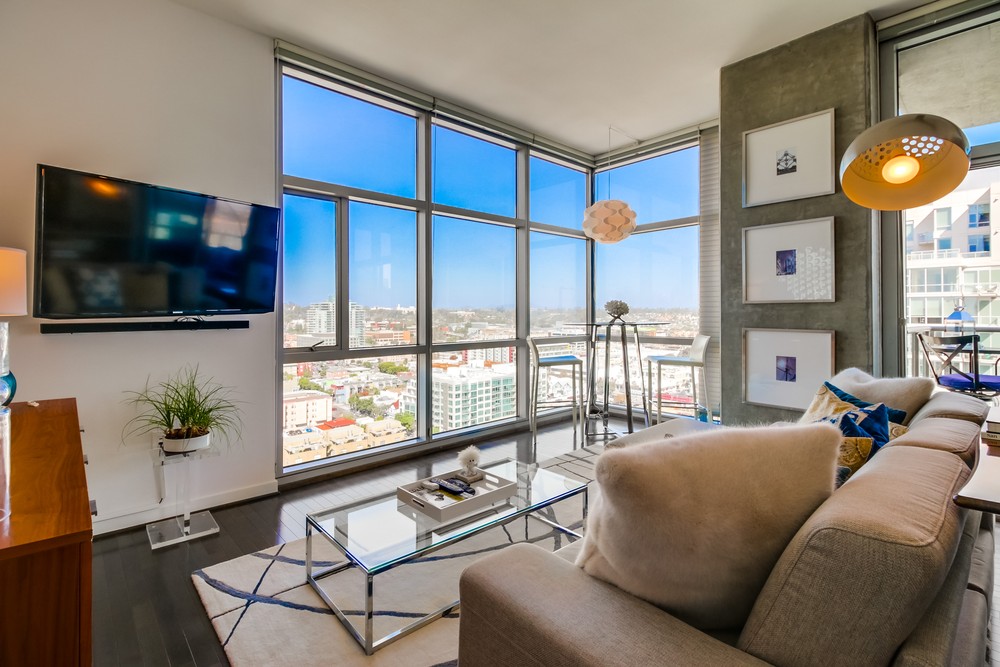 Virtual tour photo 4 of 36 for 800 The Mark Lane #2204