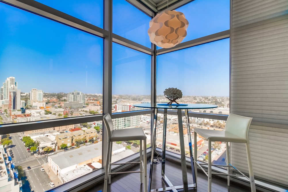 Virtual tour photo 6 of 36 for 800 The Mark Lane #2204