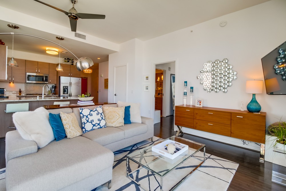Virtual tour photo 9 of 36 for 800 The Mark Lane #2204