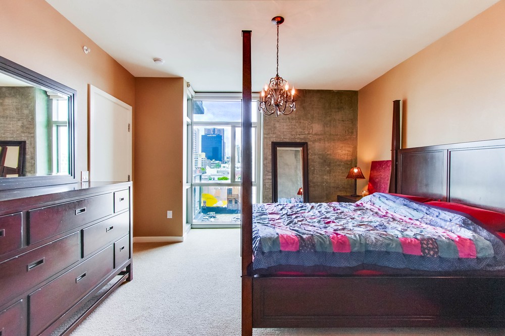 Virtual tour photo 15 of 21 for 800 The Mark Lane #602