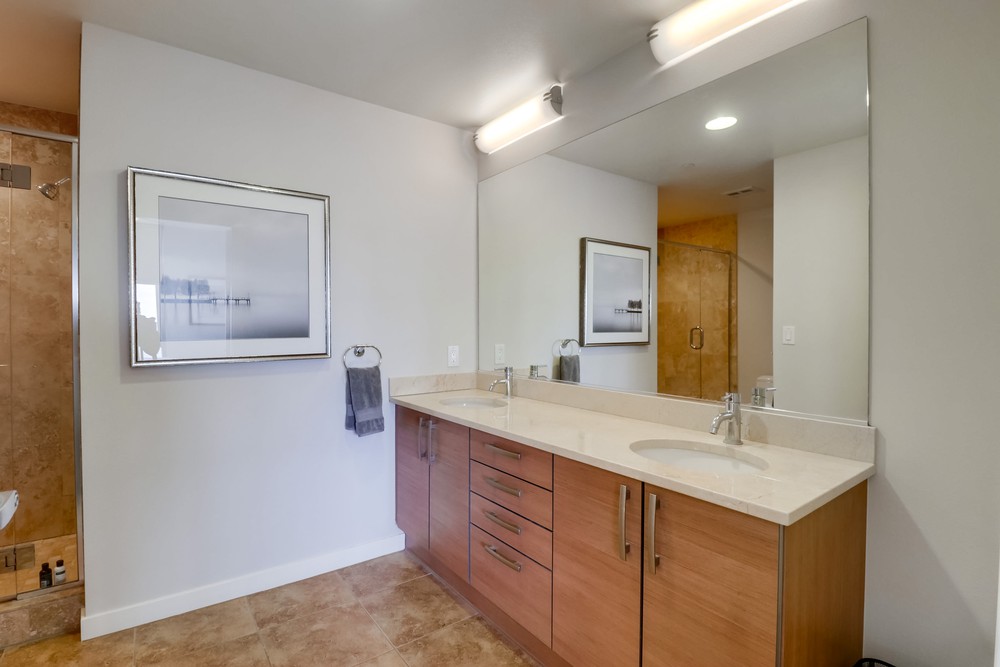 Virtual tour photo 21 of 29 for 800 The Mark Ln