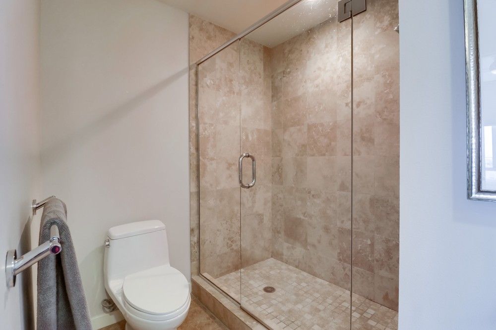Virtual tour photo 22 of 29 for 800 The Mark Ln