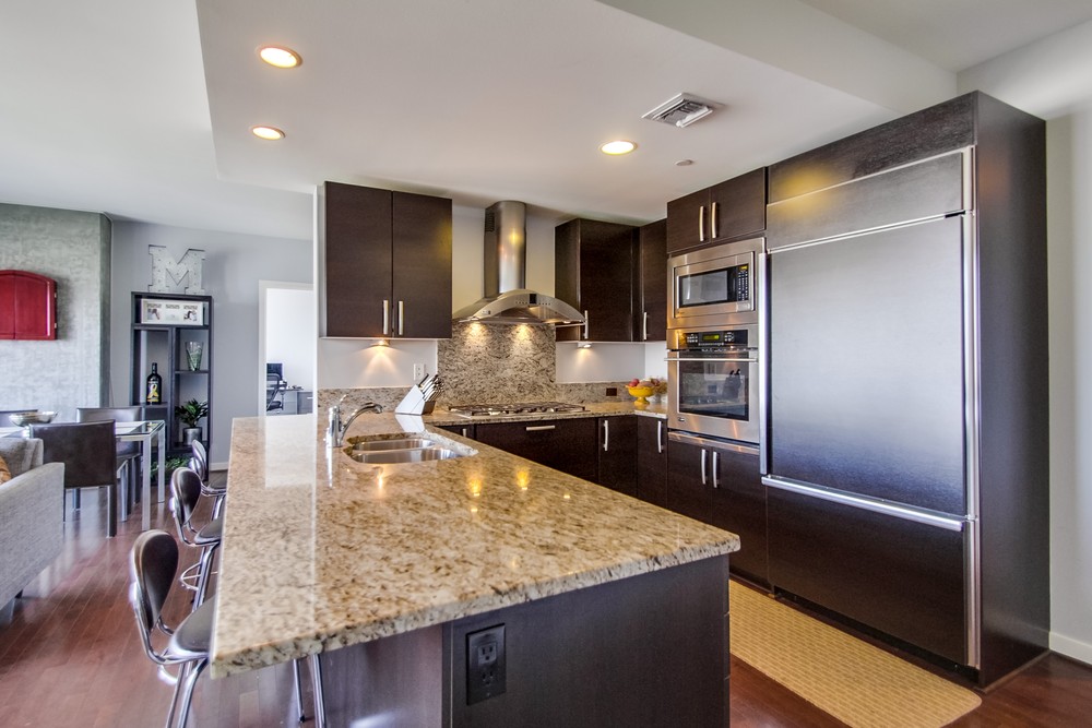 Virtual tour photo 15 of 33 for 800 The Mark Ln #1201