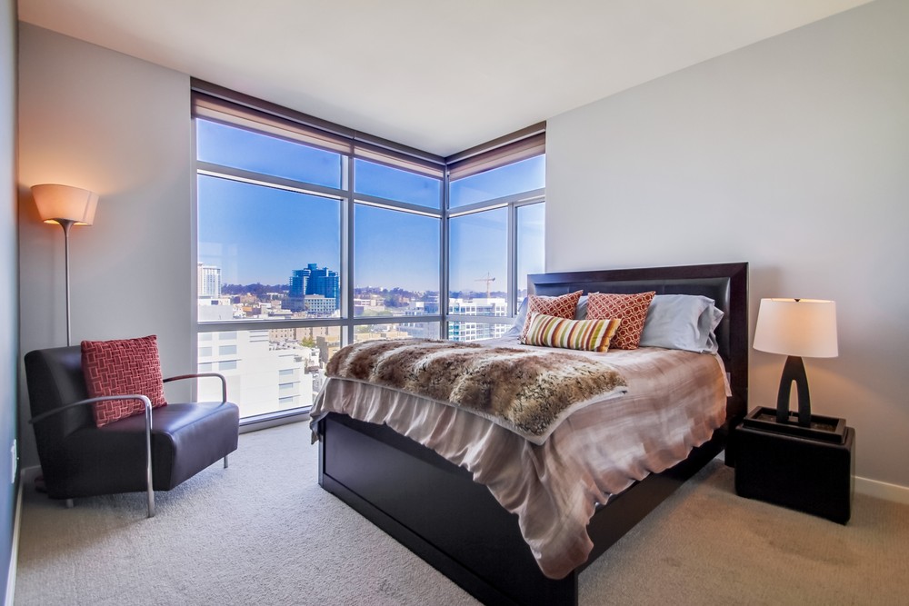 Virtual tour photo 31 of 33 for 800 The Mark Ln #1201