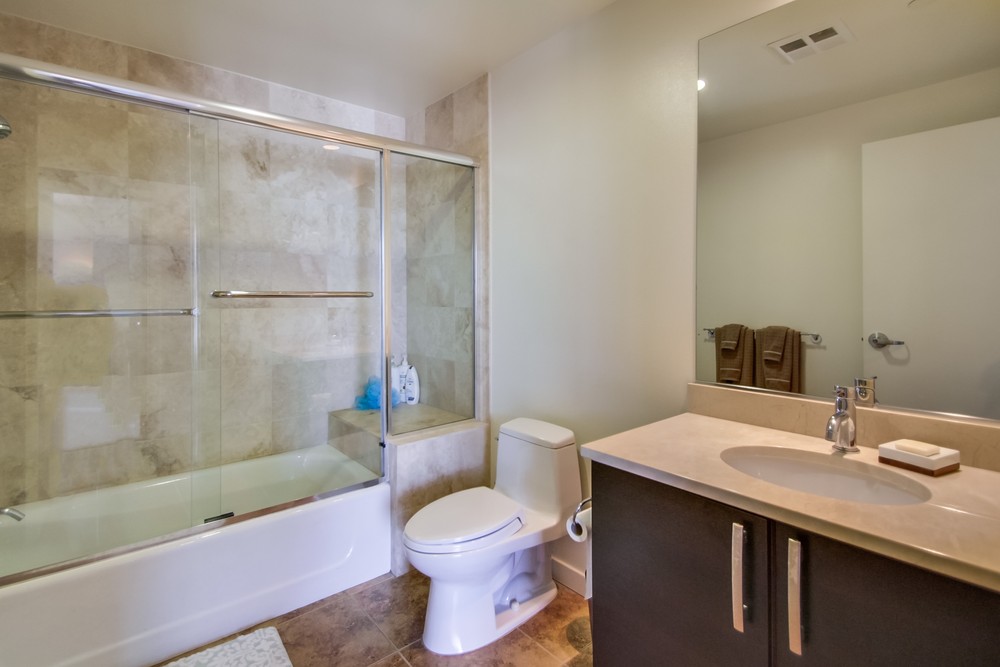 Virtual tour photo 34 of 33 for 800 The Mark Ln #1201