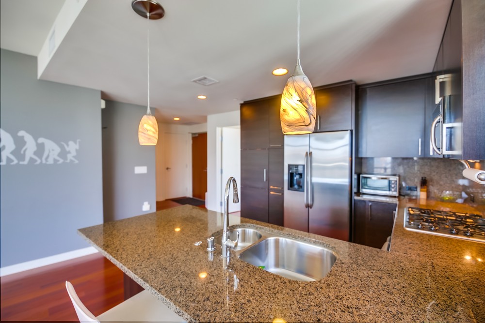 Virtual tour photo 12 of 43 for 800 The Mark Ln #1205