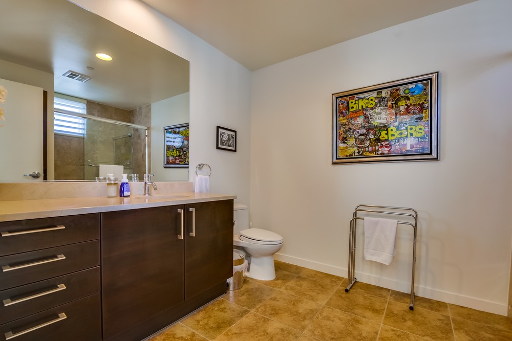 Virtual tour photo 28 of 43 for 800 The Mark Ln #1205