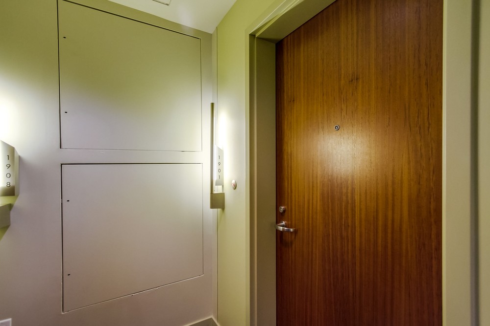Virtual tour photo 6 of 97 for 800 The Mark Ln #1901
