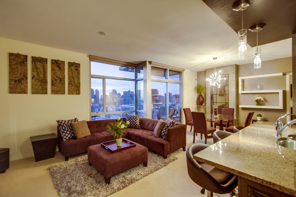 Virtual tour photo 12 of 97 for 800 The Mark Ln #1901