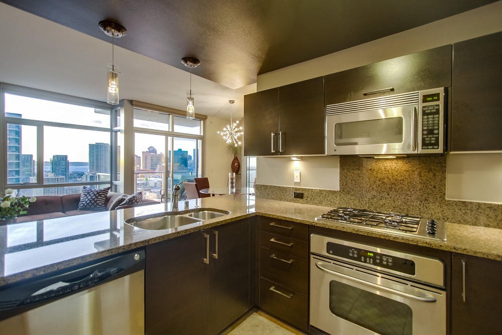 Virtual tour photo 26 of 97 for 800 The Mark Ln #1901