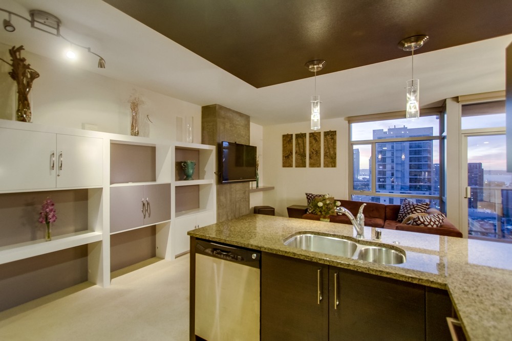 Virtual tour photo 30 of 97 for 800 The Mark Ln #1901