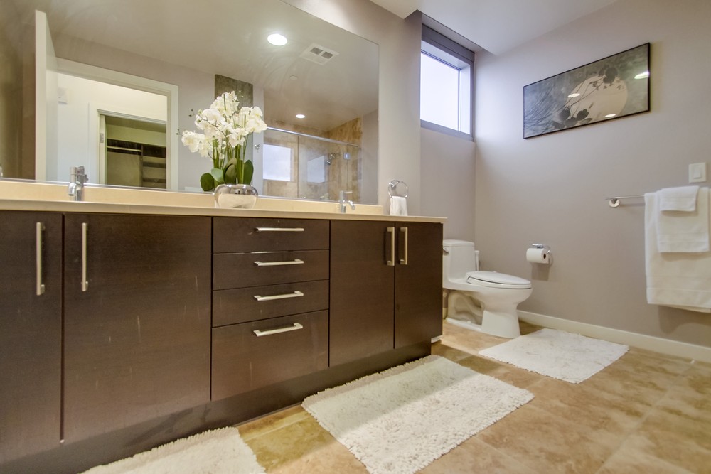 Virtual tour photo 42 of 97 for 800 The Mark Ln #1901