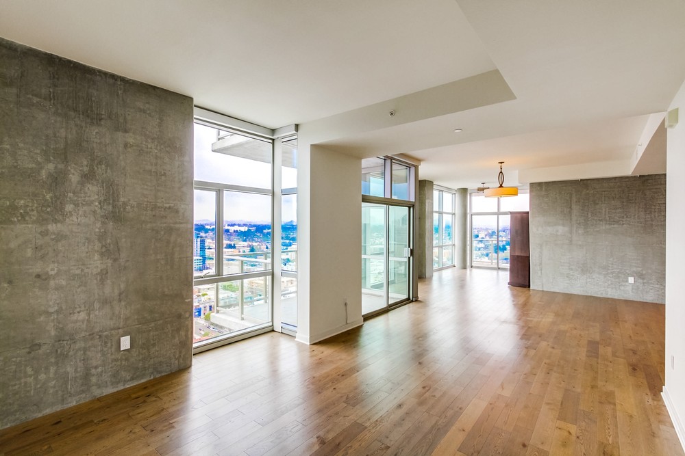 Virtual tour photo 6 of 61 for 800 The Mark Ln #3002