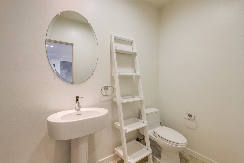 Virtual tour photo 20 of 61 for 800 The Mark Ln #3002