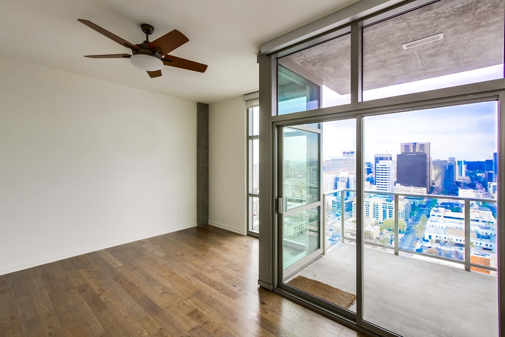 Virtual tour photo 27 of 61 for 800 The Mark Ln #3002