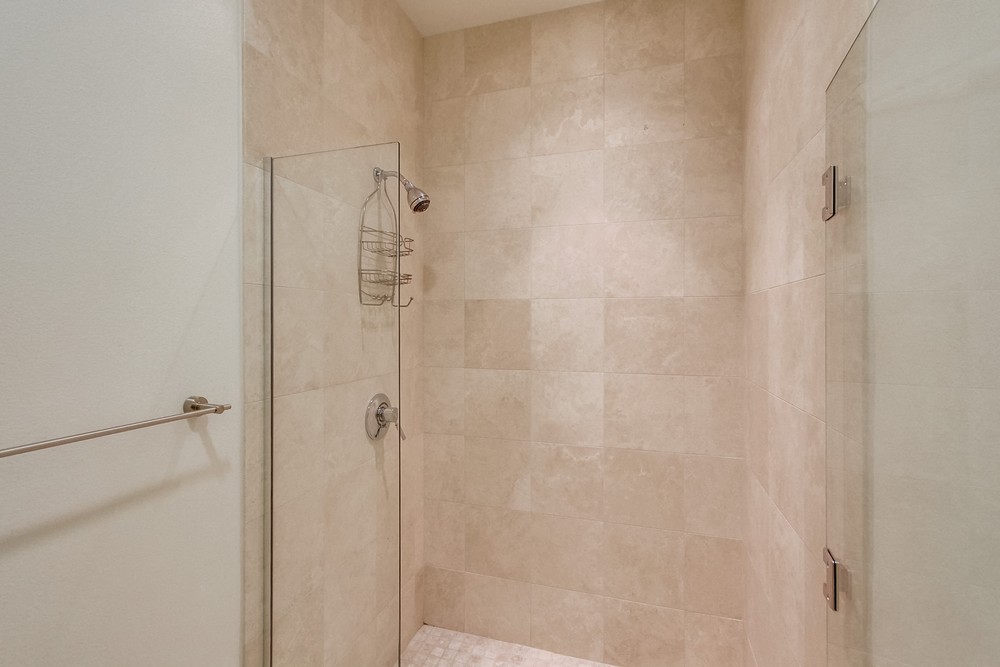 Virtual tour photo 46 of 61 for 800 The Mark Ln #3002