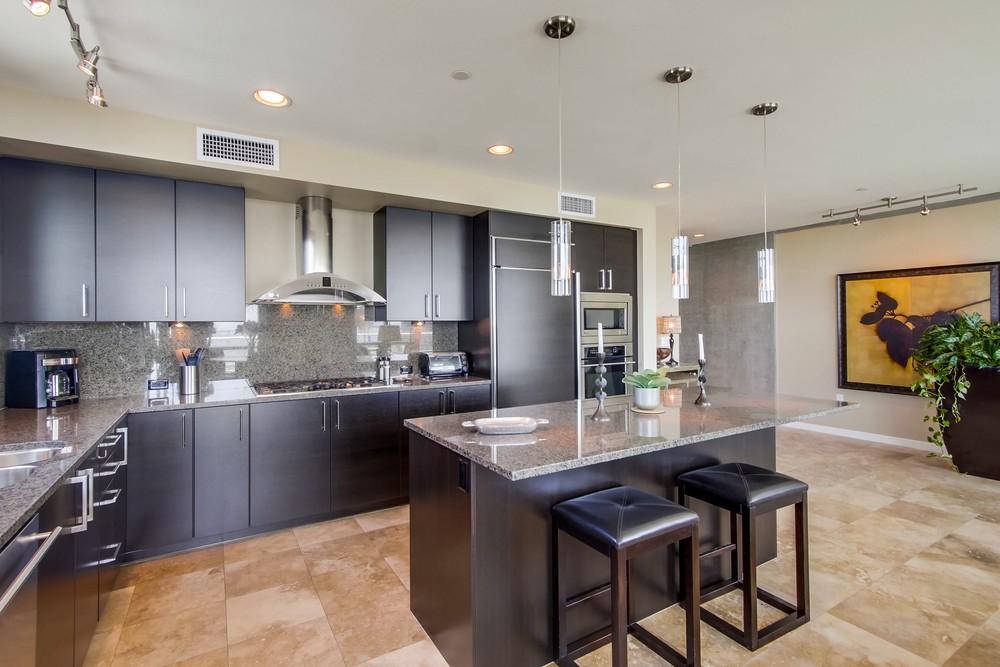 Virtual tour photo 13 of 70 for 800 The Mark Ln #3101