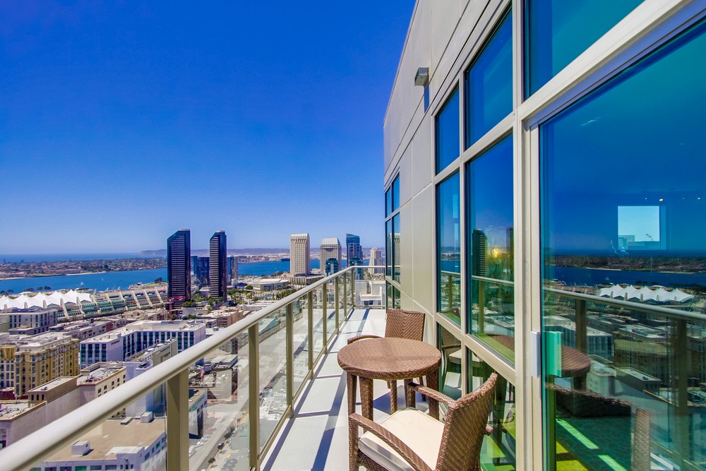Virtual tour photo 27 of 70 for 800 The Mark Ln #3101