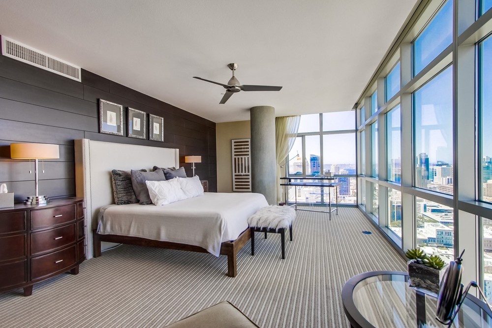 Virtual tour photo 48 of 70 for 800 The Mark Ln #3101