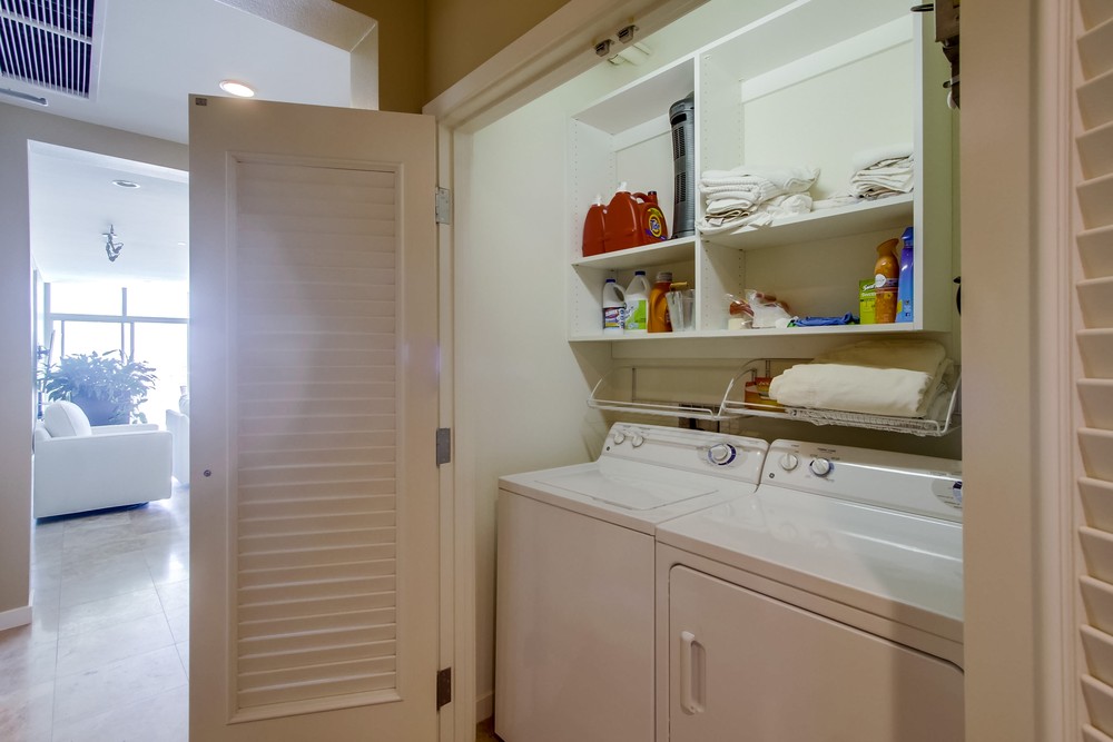 Virtual tour photo 71 of 70 for 800 The Mark Ln #3101