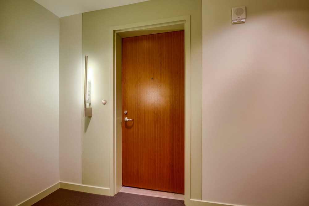 Virtual tour photo 1 of 33 for 800 The Mark Ln