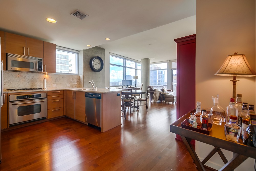 Virtual tour photo 12 of 33 for 800 The Mark Ln